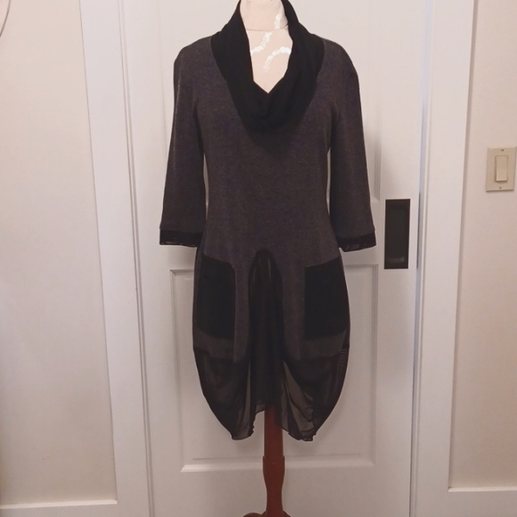 Joseph Ribkoff Grey & Black Sweater Tunic. Size 10. NWOT - Picture 1 of 9